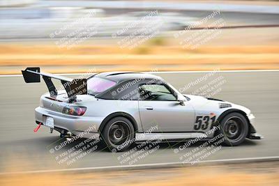 media/Dec-28-2024-Extreme Speed (Sat) [[dd5bc3b342]]/White Group/Session 1 (The Bowl)/
